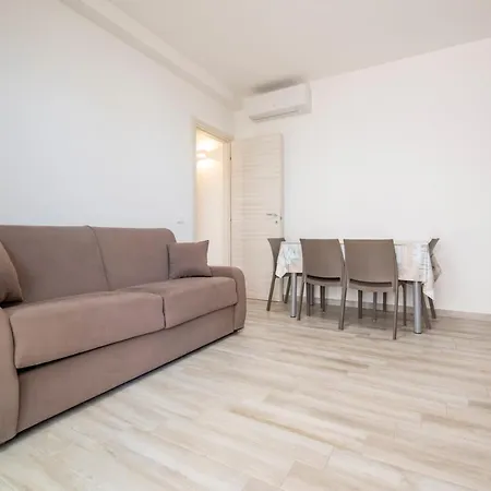 House Cecilia - Fronte Mare Holiday home