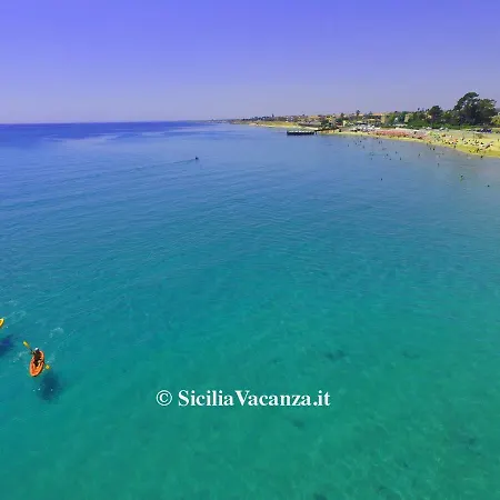 Holiday home House Cecilia - Fronte Mare *